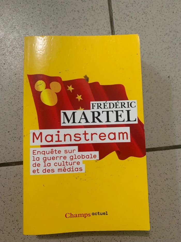 Mainstream Enquête sur la guerre globale de la culture et des médias
