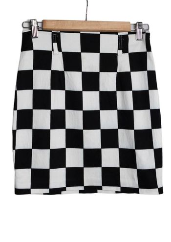 Jupe damier noir et blanc black and white checkered skirt promod