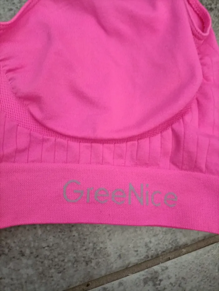 Brassière de sport rose fluo - photo numéro 2