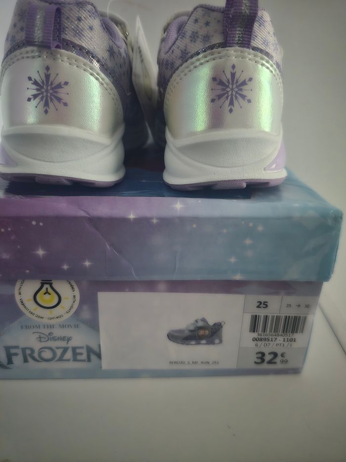 Baskets frozen taille 25 - photo numéro 5