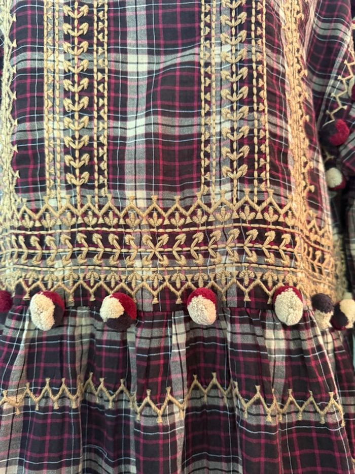 Robe rouge à carreaux et pompons Zara - photo numéro 5