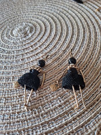 Boucles d'oreilles avec bonhomme