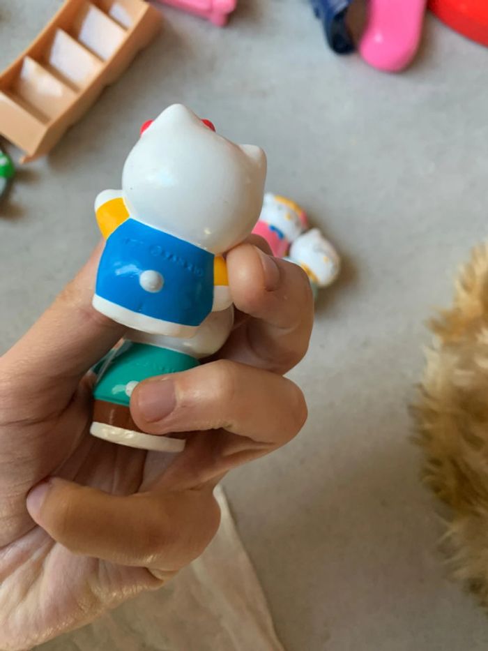 Lot jouet sanrio 1988 figurine hello kitty faille amie possible marionnette doigt jouet du bain - photo numéro 3