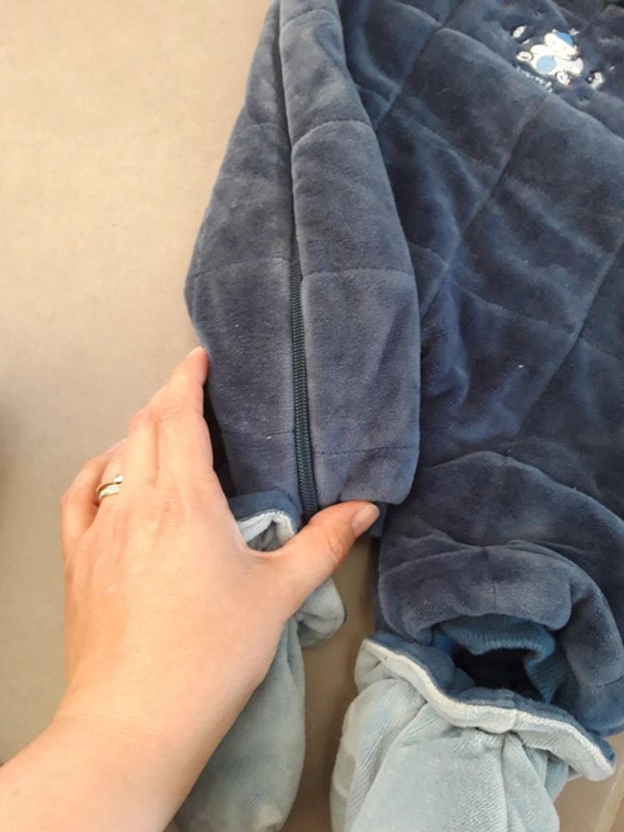 Combinaison pilote absorba 6 mois - photo numéro 6