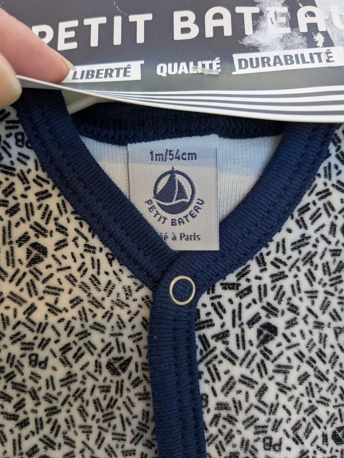 Pyjama Petit Bateau 1 mois neuf
