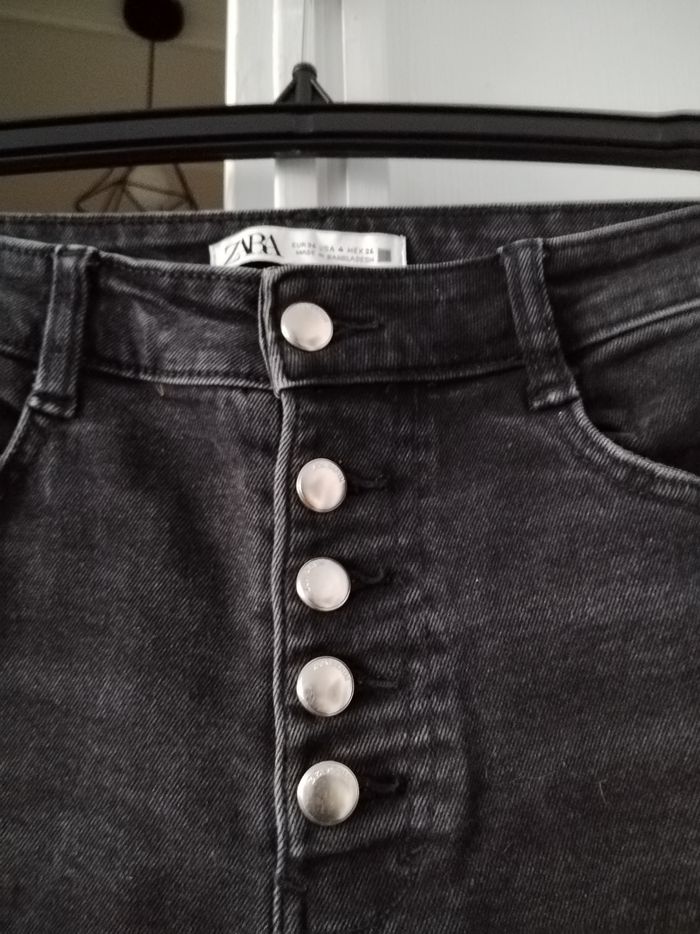 Jeans noir ZARA - photo numéro 5
