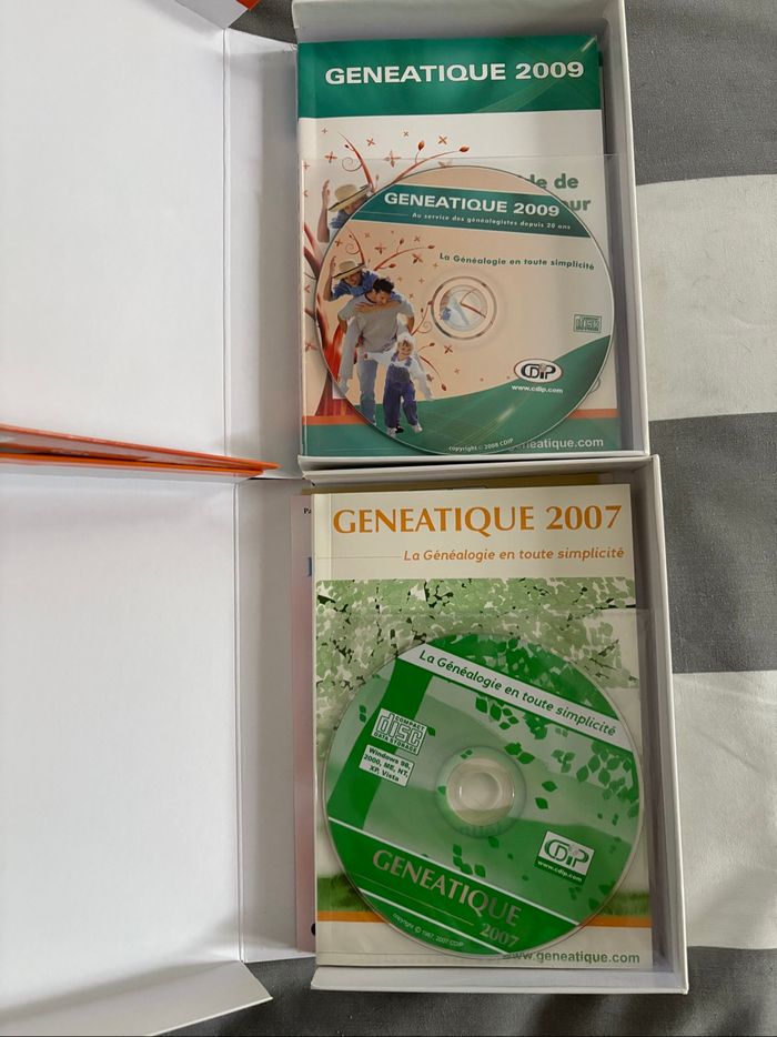 Lot de 2 CD de généalogie + leur manuel - photo numéro 2