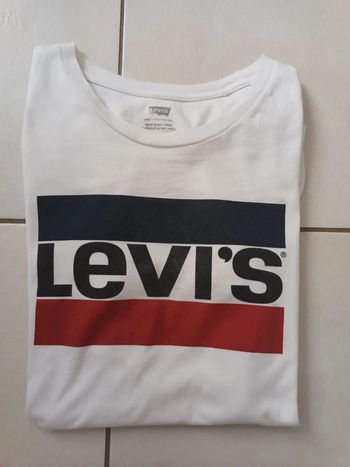 T shirt levi's