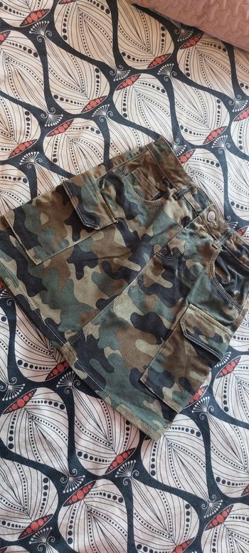 Jupe 8ans kiabi neuve