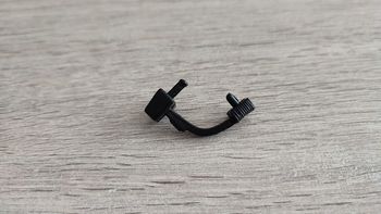 Pare-chocs arrière gauche pièce détachée miniature 1/18 Porsche 911 speedster 1989 Maisto #B44