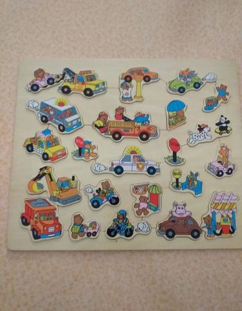 Puzzle en bois " véhicules " 23 grosses pièces. 