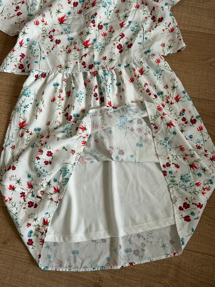 Robe blanche et fleurie à manches courtes Naf Naf taille 38 jamais portée - photo numéro 15