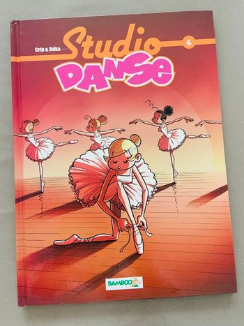 Bd bande dessinée studio danse 4