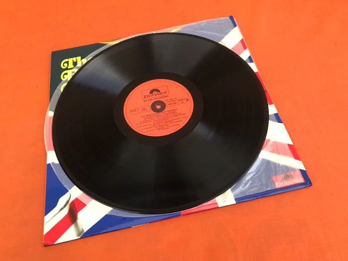 Album (2 Vinyles 33 tours)  The Beatles  Airst  (1974)  Polydor 2664107 - photo numéro 3