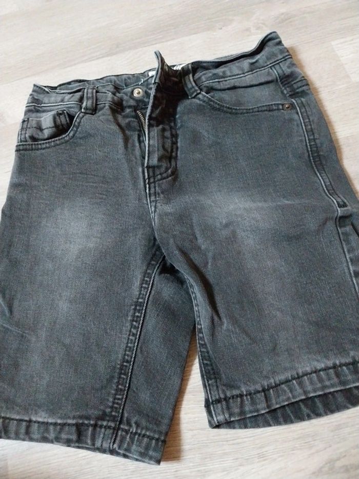 Short slim garçon 9 ans - photo numéro 2