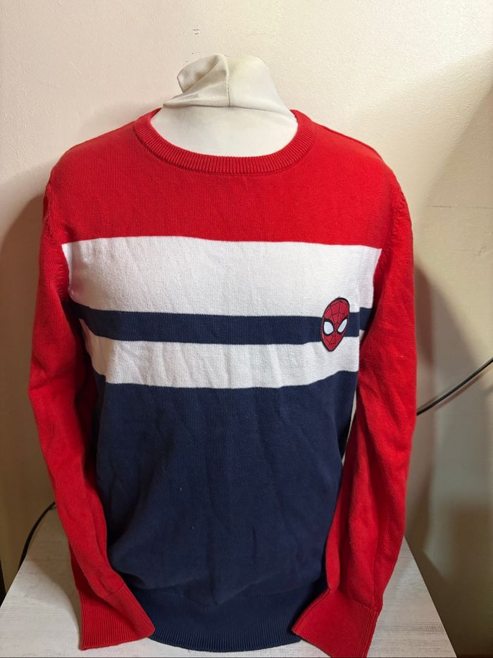 Pull garçon taille 140