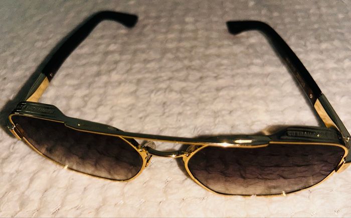 Lunette de soleil - photo numéro 2