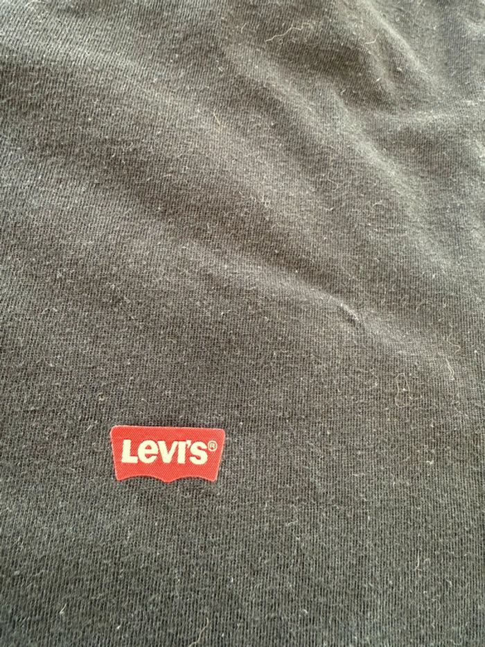 T-shirt Levis taille S - photo numéro 2