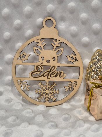Boule de Noel prénom bois