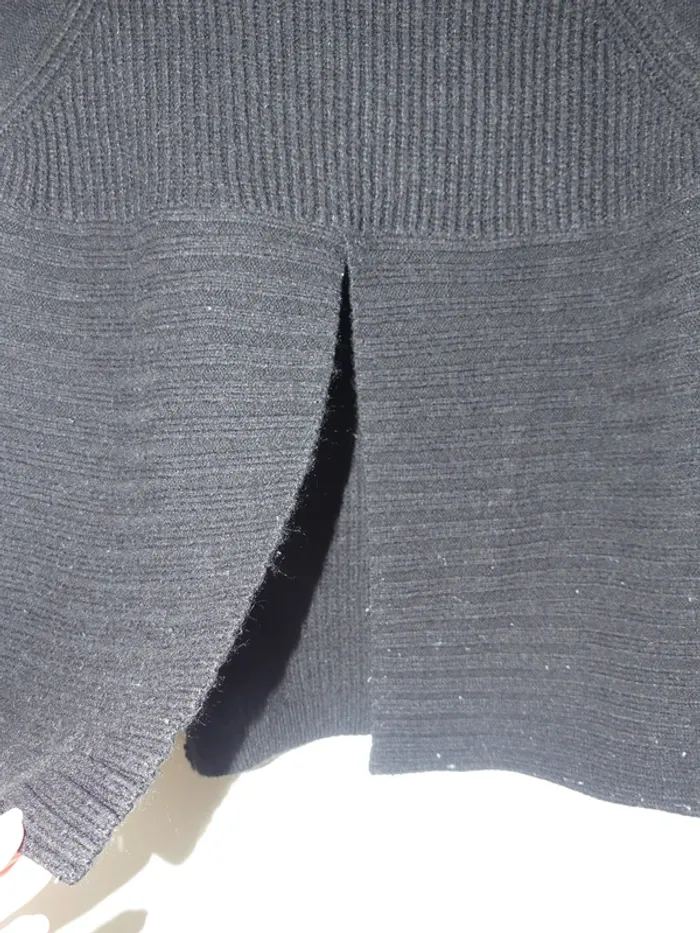 pull en laine noir - photo numéro 5