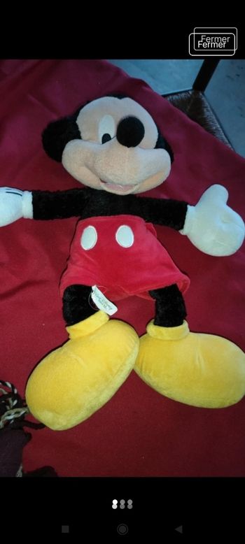 Très belle et grand Mickey p3