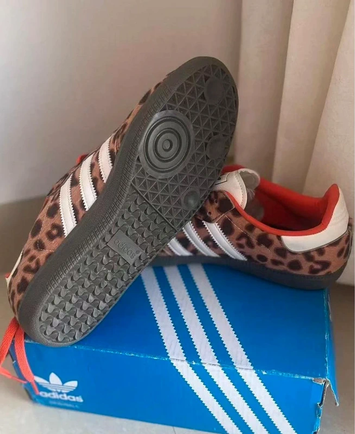 Adidas  SAMBA OG taille 42 - photo numéro 2