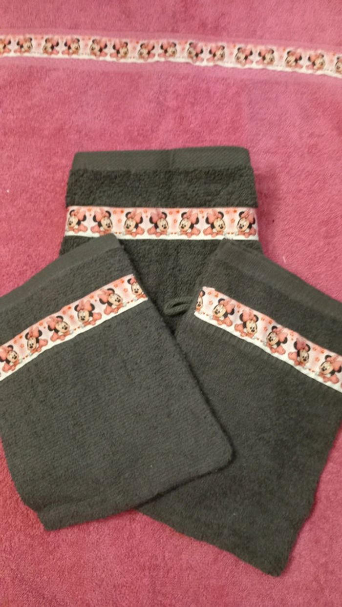 Ensemble serviette d invité  gants de toilette Minnie