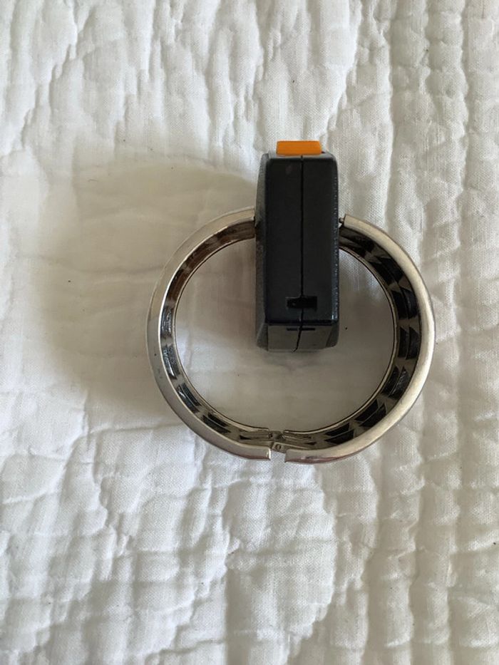 Bracelet métal argenté à charnière, motif pointes diamant - photo numéro 7