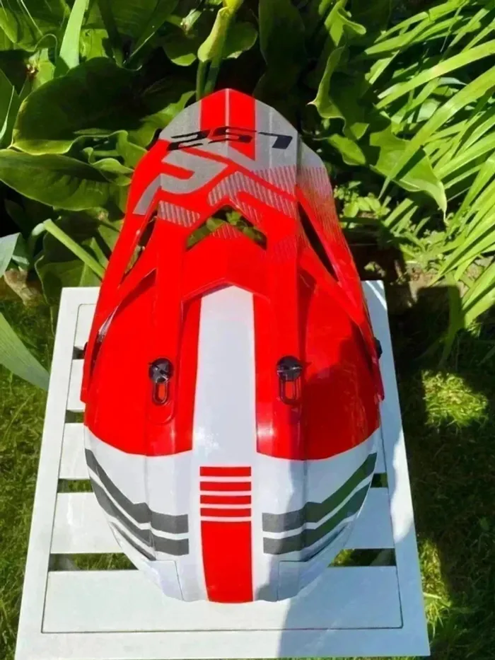 Casque de moto - photo numéro 7