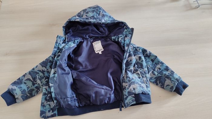 Doudoune dinosaure taille 4 ans - photo numéro 3