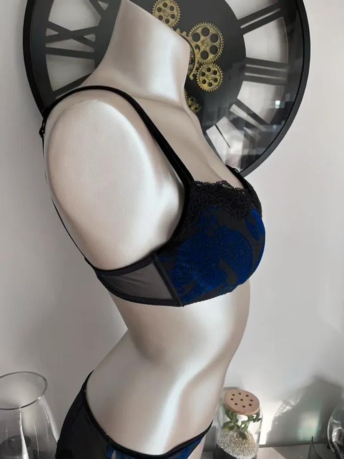 Andres Sarda - photo numéro 3