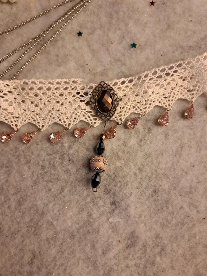 Lot de colliers argenté et blanc - photo numéro 3