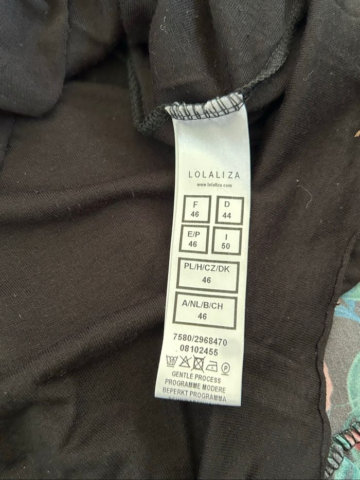 Robe fleurie mi longue LolaLiza taille 46 jamais portée - photo numéro 10