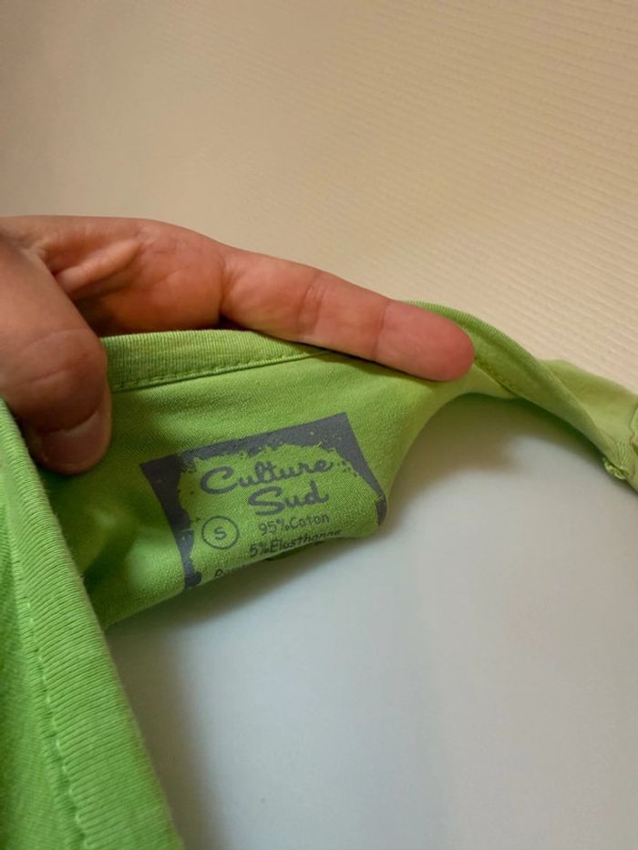 T- shirt vert en très bon état culture sud taille S - photo numéro 6