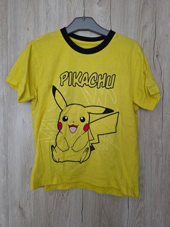 PYJAMA SHORT 2 PIÈCES TEE-SHIRT ET SHORT POKEMON TAILLE 8ANS