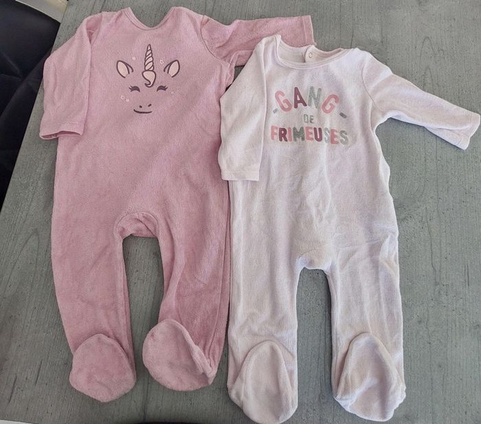 Lot x2 pyjamas velour 9 mois