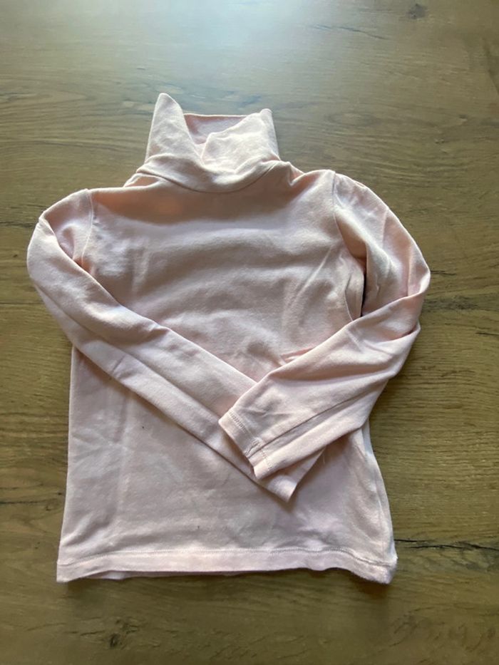 Tee-shirt à col roulé Kiabi T. 5 ans