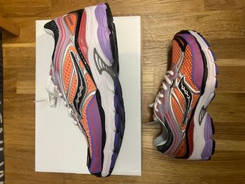 Saucony pro Grid Omni 9 orange/rose/violet