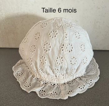 Chapeau crochet blanc taille 6 mois Kiabi