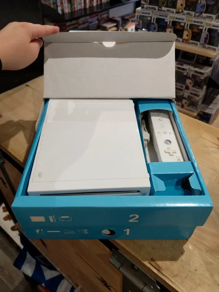 Nintendo Wii Blanche en boîte - photo numéro 7