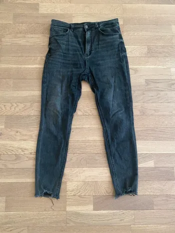 Jeans stradivarius taille haute