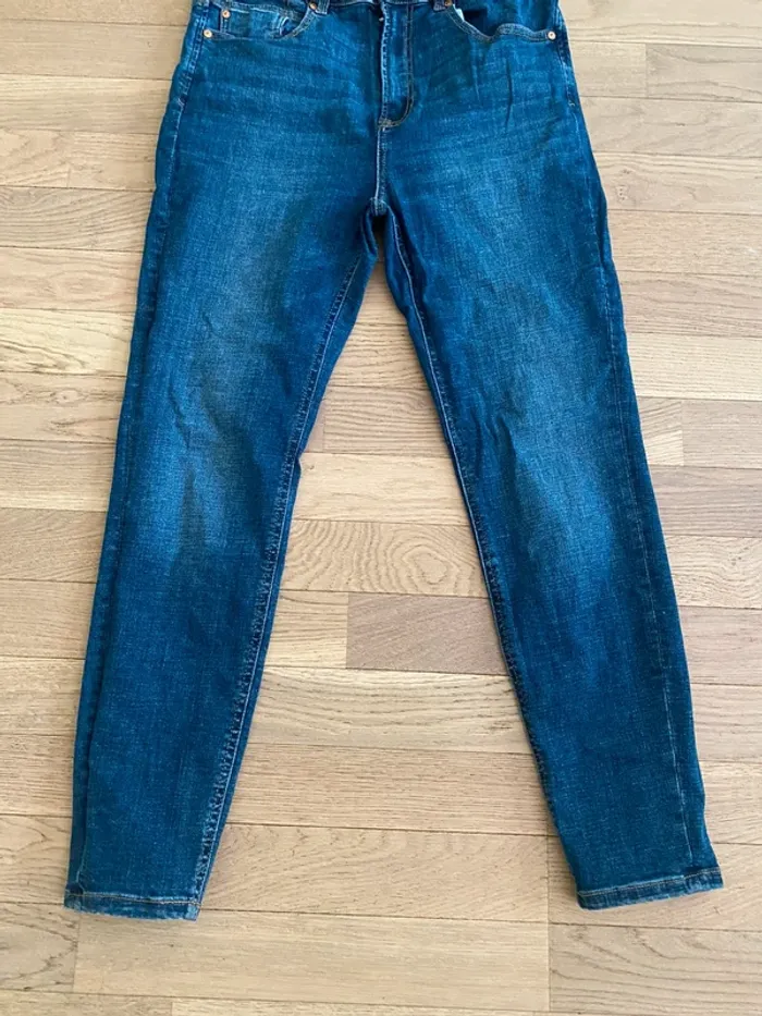 Jeans stradivarius taille haute - photo numéro 4