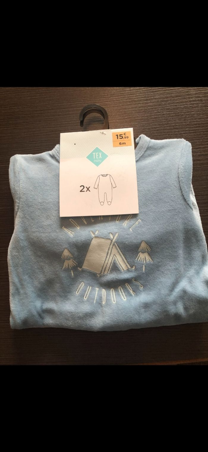 lot de deux pyjamas en velours garçon 6 mois