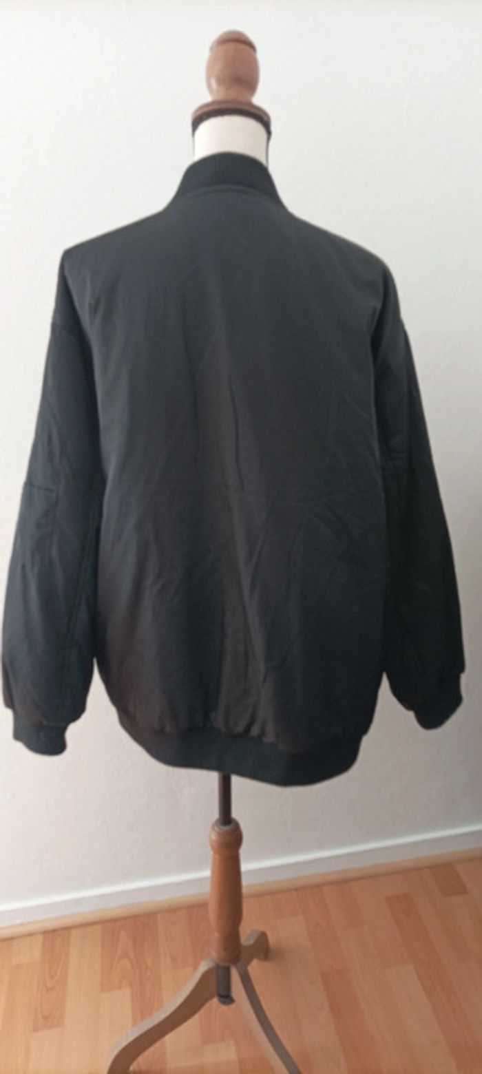 Blouson bombers Jennyfer taille L - photo numéro 3
