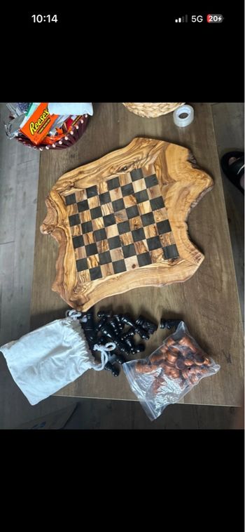 Jeu d’échec en bois d’Olivier avec pions