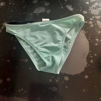 Slip de bain 10 ans arena en bon état