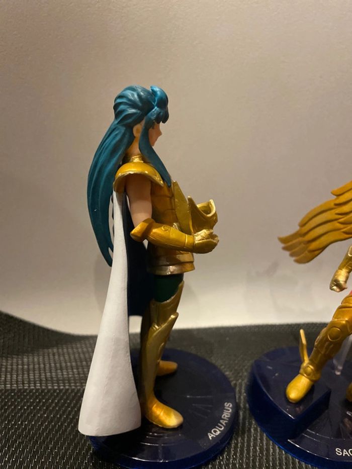 Saint Seiya les chevaliers du zodiaque lot 2 figurines chevaliers d’or verseau et sagittaire bandai - photo numéro 5