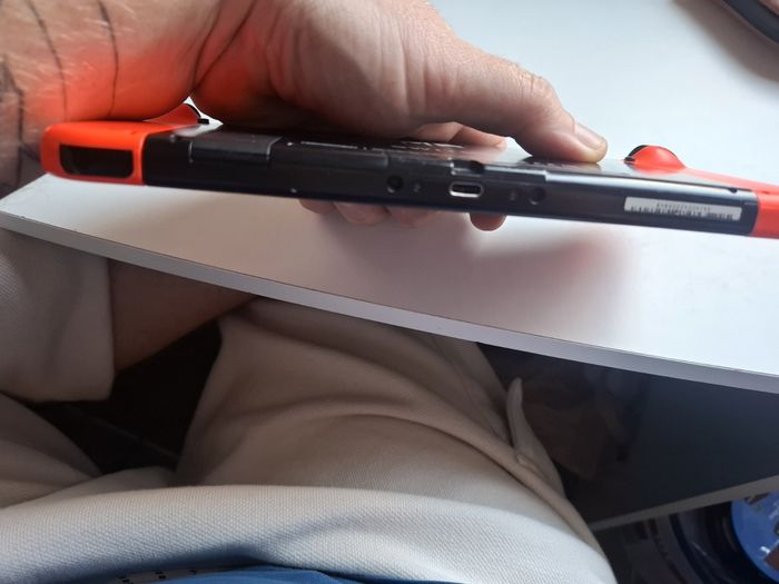 Nintendo Switch 32 Go console - photo numéro 5