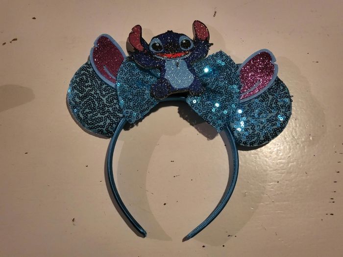 Serre tete oreilles ears Disney Stitch a paillettes bleues - photo numéro 2