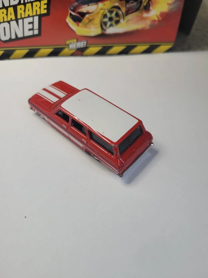 Voiture hot wheels - photo numéro 2
